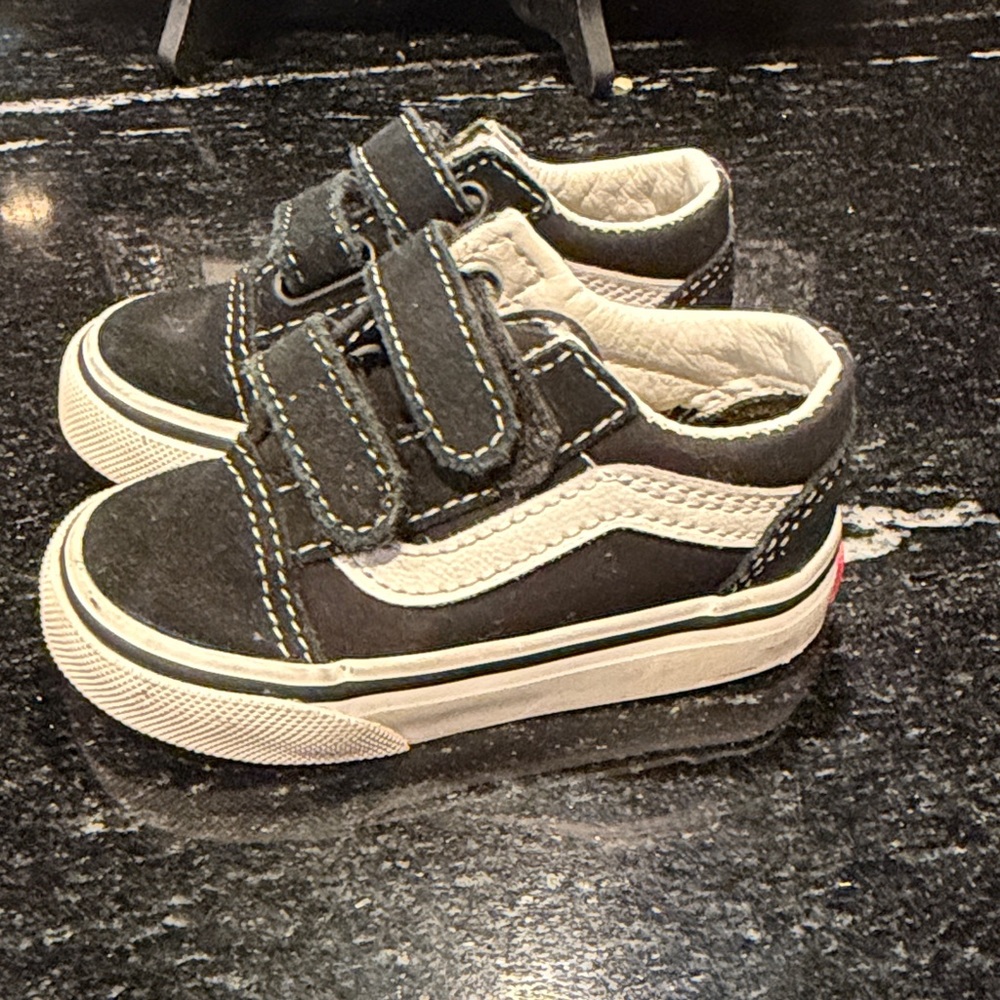 Kids Black and White Velcro Skate Sneakers